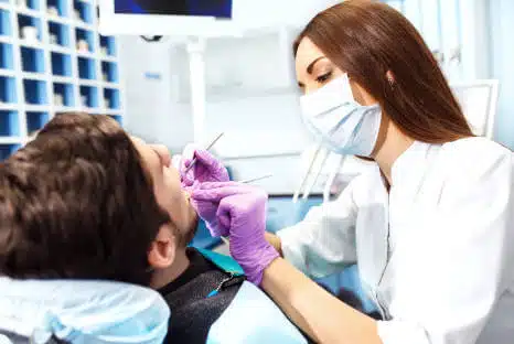 Zahnabszess Symptome, Behandlung - Fair Doctors Zahnarztpraxis - Ihr Zahnarzt in NRW