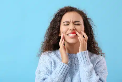 Zahnabszess Symptome & Behandlung - Zahnarzt in NRW
