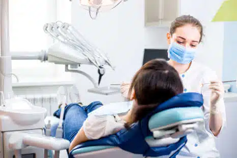 Zahnfleischerkrankung, Zahnfleischerkrankungen, Vorbeugen, Ursachen, Behandeln, Zahnarztpraxis NRW