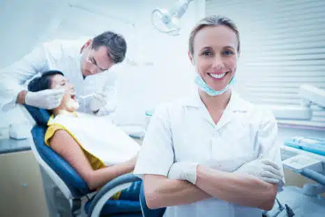 Zahnarzthelferinnen, Zahnarzthelferin, Zahnarztpraxis, Zahnarzt in ganz NRW