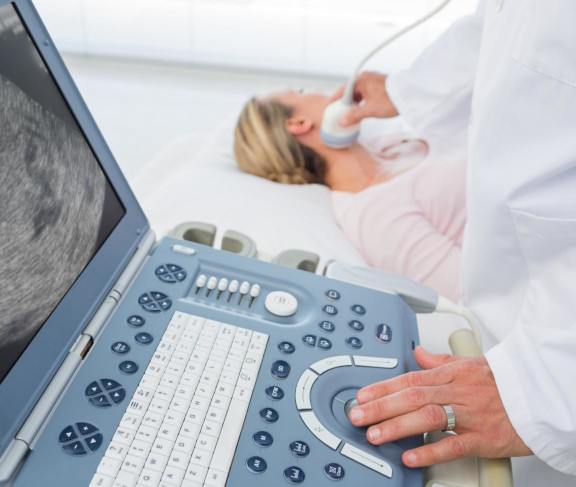 hausarzt-diagnostik-ultraschall-risikofreie-untersuchungsmethode-fair-doctors-hausarztpraxen