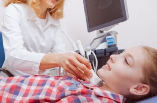 kinderarzt-ultraschalluntersuchung-düsseldorf-garath-kinderarztpraxis